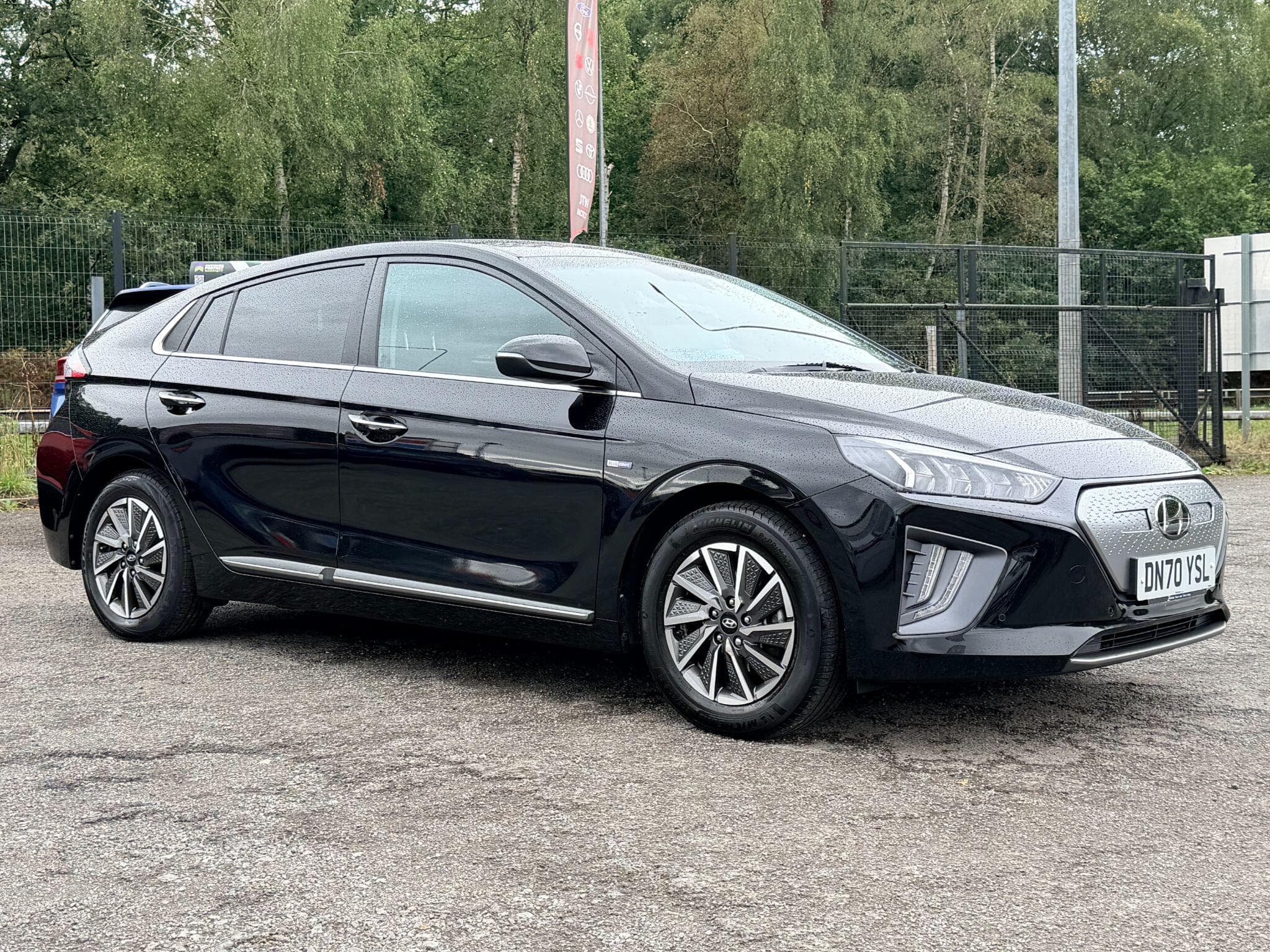 Hyundai IONIQ
